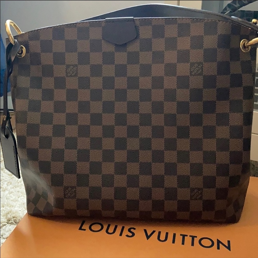 Authentic LV graceful pm